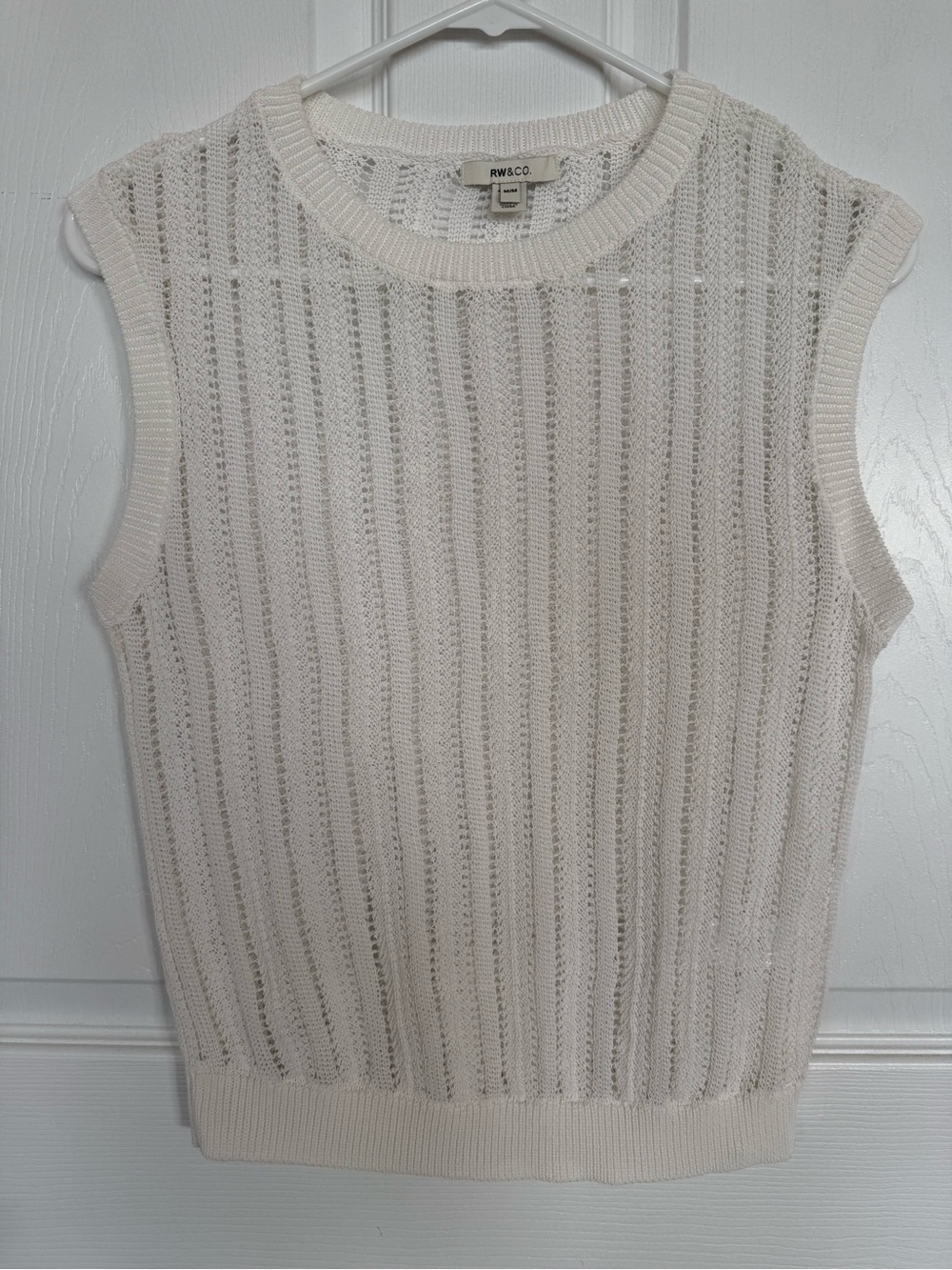 RW&CO. Ivory Open-Knit Sleeveless  crew neck top